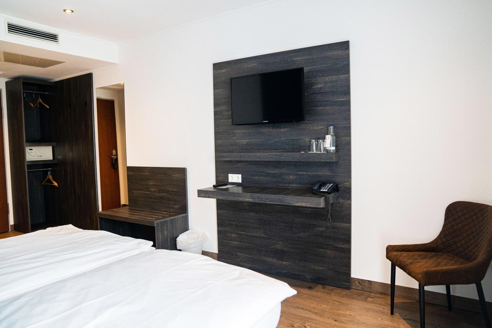 Airea Hotel Bueren  Екстер'єр фото